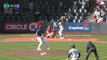 Brandon Eike singles on a ground ball to right fielder Alexis Hernandez. Luke Stevenson scores. Felnin Celesten to 2nd. Fielding error by right fielder Alexis Hernandez.