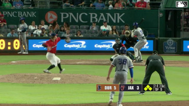 Homer Bush Jr. doubles (5) on a sharp line drive to center fielder Andrew Pintar. Blake Sabol scores. Tatem Levins scores. Logan Davidson to 3rd.