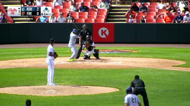 Christian Rodriguez In play, run(s) to Anthony Huezo