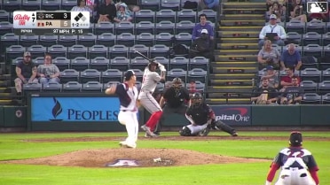 Dominic Pipkin In play, run(s) to Bo Davidson