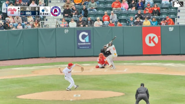 Jesus Castillo homers (2) on a fly ball to left center field. Derek Berg scores. Duce Gourson scores.