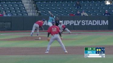 Dillon Head grounds out, second baseman Danny De Andrade to first baseman Jaime Ferrer. Wilfredo Lara scores. Starlyn Caba to 2nd.