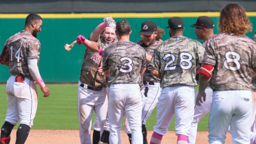 Travs Walk-Off Naturals for Sweep and 7th Straight Win