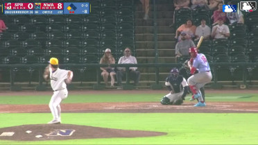 Deniel Ortiz singles on a ground ball to center fielder Carson Roccaforte. Jesús Báez scores.