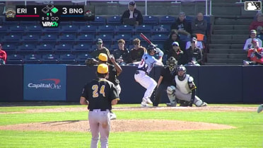 Marco Vargas doubles (2) on a fly ball to center fielder Seth Stephenson. A.J. Ewing scores.