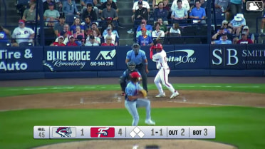 Aroon Escobar homers (9) on a fly ball to left center field.