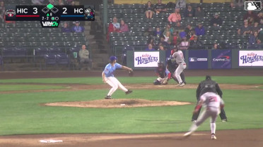 Luke Fernandez In play, run(s) to Yolfran Castillo