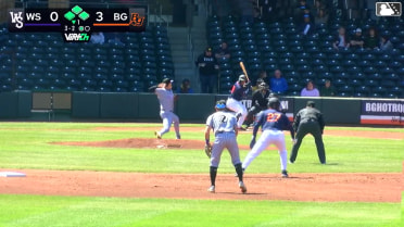 J.D. Gonzalez walks. Nathan Flewelling scores. Tom Poole to 3rd. Ryan McCoy to 2nd.