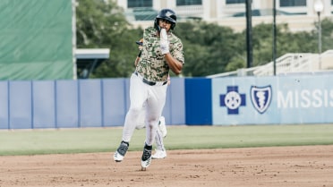 Four Shuckers Tally Multiple Hits in Loss to Blue Wahoos