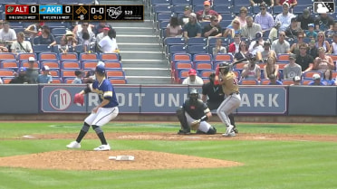 Will Taylor homers (5) on a fly ball to left field.