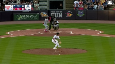Bo Naylor singles on a ground ball to right fielder Kerry Carpenter. George Valera scores.