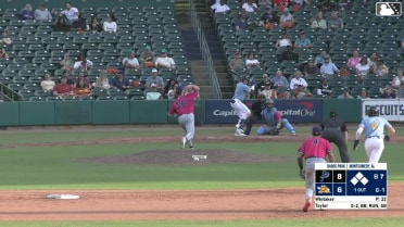 Logan Whitaker In play, run(s) to Brayden Taylor