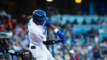 Redbirds Take Series Opener in OKC