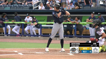 Stiven Cruz In play, run(s) to Austin Overn