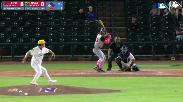 Hunter Fitz-Gerald singles on a line drive to right fielder Rudy Martin Jr., deflected by second baseman Colton Becker. Sammy Siani scores.