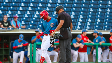 Saltiban Smacks Home Run to Spur Threshers Victory 