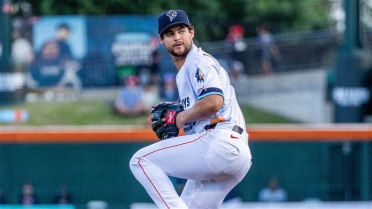 Four-Run Eighth Pushes Space Cowboys To 5-2 Win