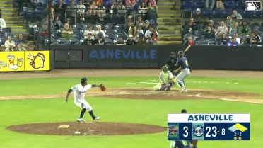 Chandler Pollard singles on a ground ball to right fielder Chase Call. Gleider Figuereo scores. Antonis Macias to 3rd.