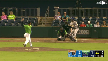 Rolddy Muñoz In play, run(s) to Homer Bush Jr.