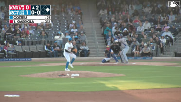 Andy Garriola homers (6) on a line drive to left center field. Jefferson Rojas scores.