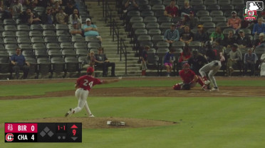 Taylor Floyd In play, run(s) to Wilfred Veras