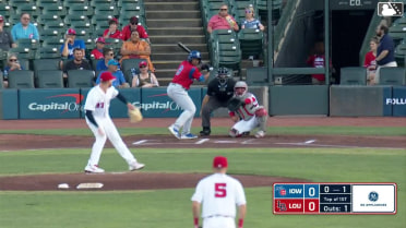 BJ Murray triples (3) on a line drive to right fielder Héctor Rodríguez. Jonathon Long scores.