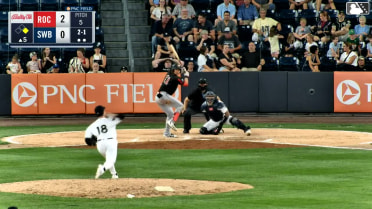 Leandro Pineda homers (1) on a line drive to right center field. Sam Petersen scores.