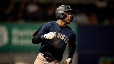 Gladney’s Clutch Homer Spurs Somerset to Late Comeback Win Over Hartford