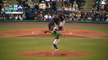 Aeverson Arteaga walks. Sabin Ceballos scores. Charlie Szykowny to 3rd. Maui Ahuna to 2nd.