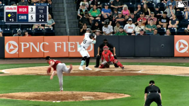 Hobie Harris In play, run(s) to Ernesto Martinez Jr.