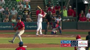 Austin Hendrick legs out a single to tie Iowa, 3-3!