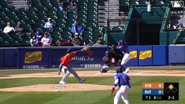 Lantagua's laser home run out to left. 