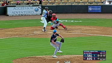 Juan Mateo homers (2) on a fly ball to right field. Luis Guanipa scores.