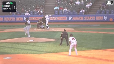 John Bay triples (1) on a fly ball to center fielder Brian Sanchez. Mitch Voit scores. Daiverson Gutierrez scores.