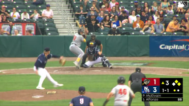 Omar Alfonzo grounds into a double play, shortstop Nick Goodwin to first baseman Carter Cunningham. Lonnie White Jr. out at 2nd. Omar Alfonzo out at 1st.