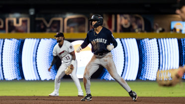 Lombard Jr. Continues Strong Start, Offense Falls Short in 5-2 Loss