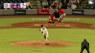 Justin Gonzales singles on a fly ball to right fielder Lisbel Diaz. Max Ferguson scores. Tyler McDonough to 3rd.