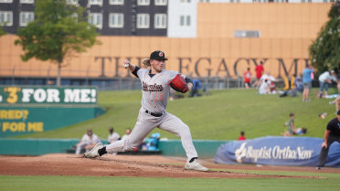 Braun Shines in Clingstones' 4-2 Win over Montgomery 