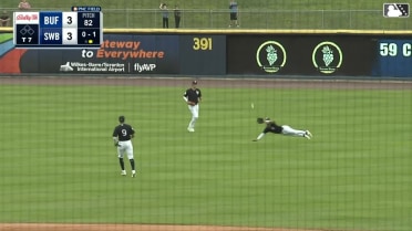 Everson Pereira's diving catch