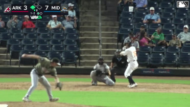 Davis Diaz singles on a line drive to left fielder Blake Rambusch. Leo De Vries scores.
