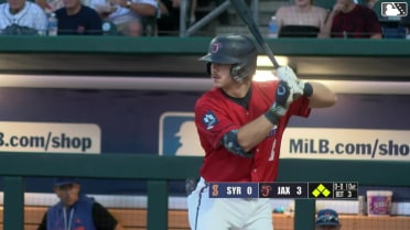 Matt Seelinger In play, out(s) to Brayden Taylor