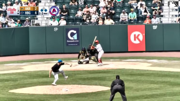 Johnathon Thomas singles on a sharp line drive to center fielder Nick Mitchell. Leandro Pineda scores. Maxwell Romero Jr. to 2nd.