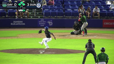 Ramon Suarez In play, run(s) to Bernard Moon