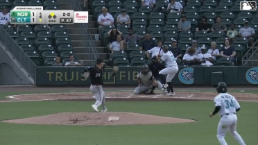Austin Hays homers (3) on a fly ball to center field. Everson Pereira scores.