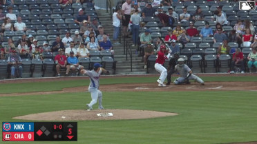 Dominic Pitelli doubles (5) on a sharp line drive to right fielder Alex Ramírez. Shane Sasaki scores.