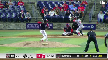 Cesar Rojas Ball to Paulino Santana