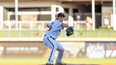 Oliva Clobbers Solo Homer, Sounds Lose Series Finale to Bats 5-2