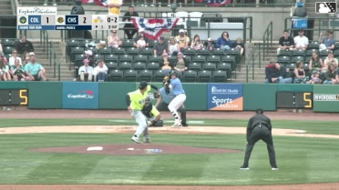 Shane Van Dam Ball to Daniel Pierce