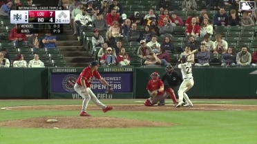 Davis Wendzel homers (2) on a fly ball to left center field.