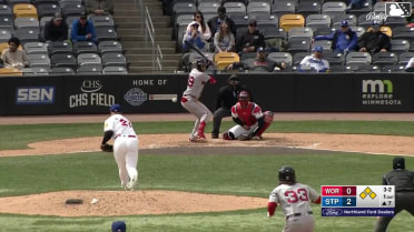 Nick Sogard walks. Tsung-Che Cheng scores. Nathan Hickey to 3rd. Braiden Ward to 2nd.